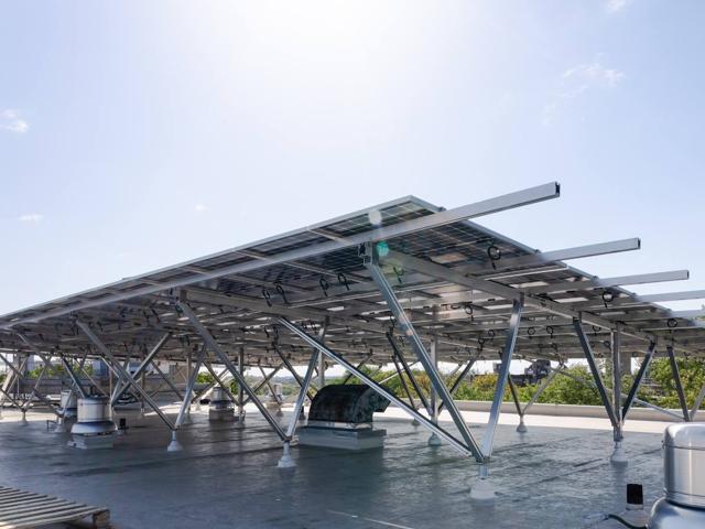 Solar canopy built over rooftop equipment at 3801 Connecticut Ave.