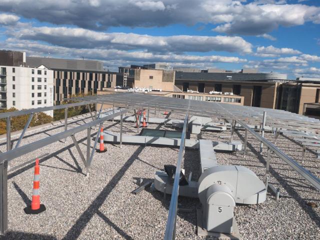 Racking frame over a rooftop duct at 925
