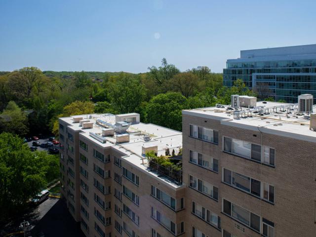 Roof of Kenmore before the solar canopy, with rooftop equipment